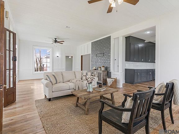 4th image of 41043 Courtney Rd