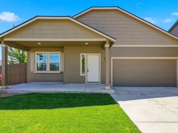 2502 NW Glen Oak Ave, Redmond, OR 97756