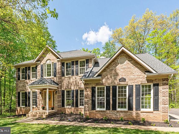 5th image of 2446 Brighton Pl