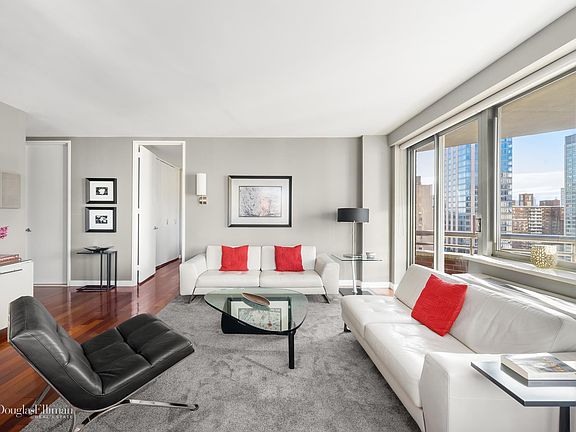 2nd image of 401 E 84th St APT 14C