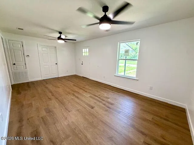 4513 Pine St — Photo 6