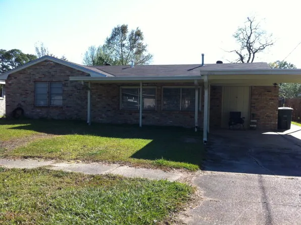 403 Hibernia Pl, Houma, LA 70363