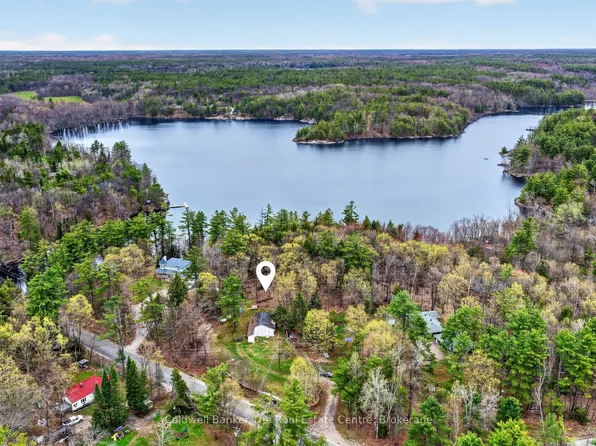 1657 Houseys Rapids Rd, Gravenhurst, ON P1P 1R3