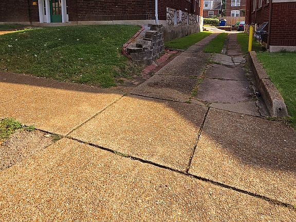 2nd image of 3926 McDonald Ave APT 1E