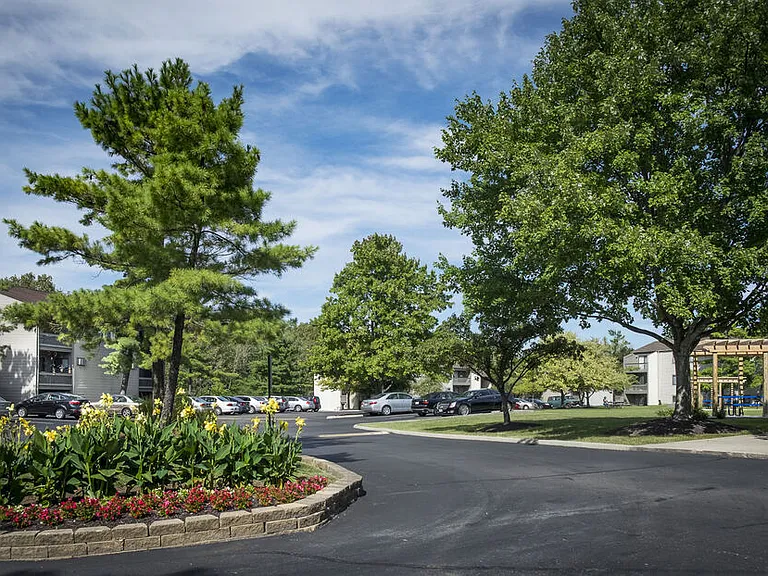 Pointe at Northern Woods — Photo 46