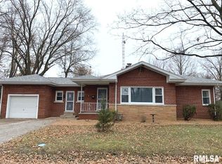 2004 Bruns Lane Ct, Springfield, IL 62702