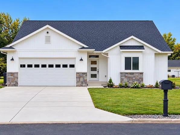 1030 MICHELE COURT, Port Edwards, WI 54469