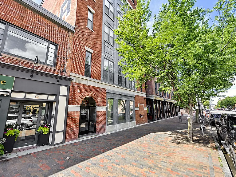 1723 Washington St #302 — Photo 24