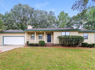 2794 Sardis Dr NE, Buford, GA 30519