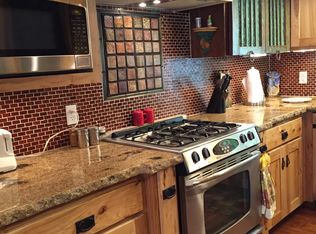 1091 Birch Ave, Clovis, CA 93611