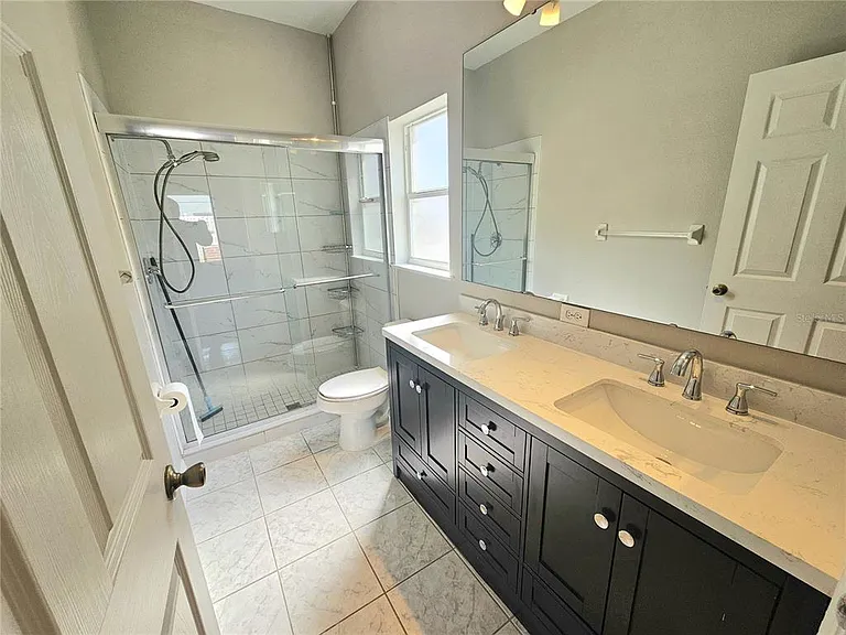 1920 Meadow Pond Way — Photo 14
