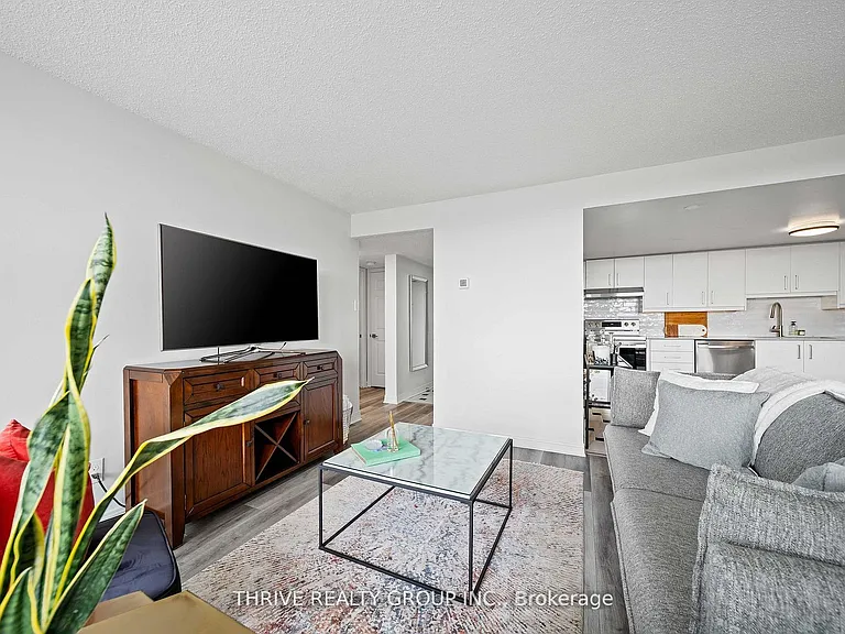 600 Talbot St #803 — Photo 12