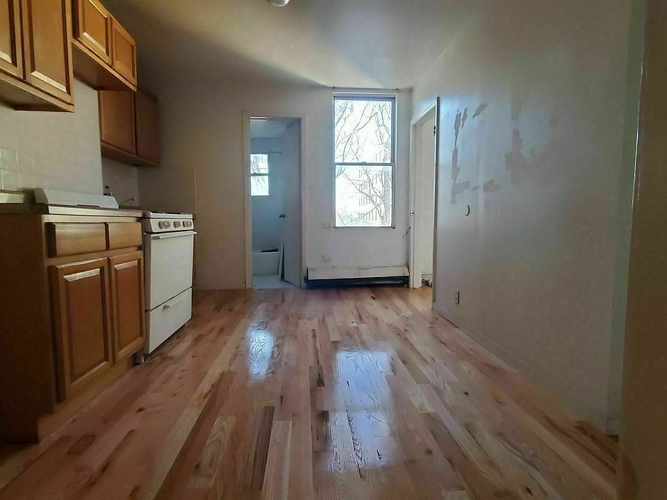 2nd image of 680 4th Ave #3A