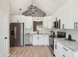 28 6th St, Shalimar, FL 32579