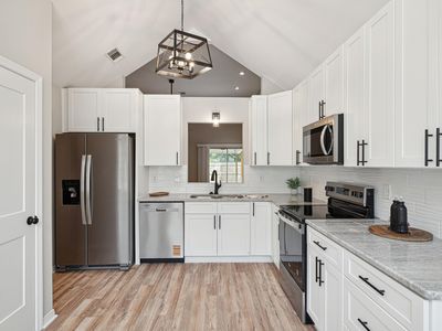28 6th St, Shalimar, FL, 32579