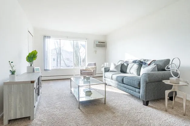 Dearborn View Apartments - Inkster, MI — Photo 26