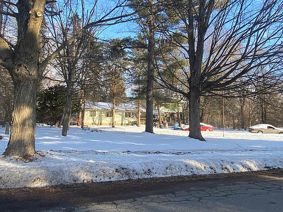 4th image of 54186 Ivy Rd