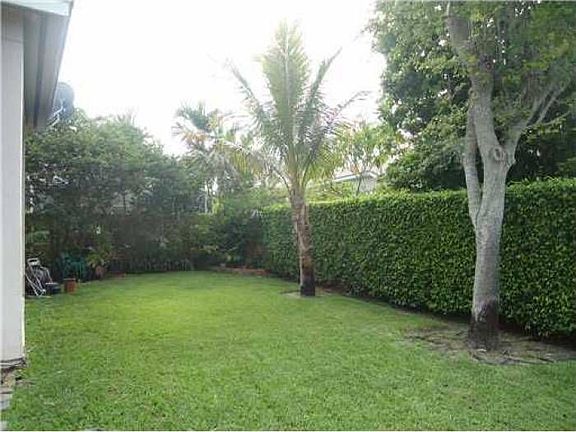 2nd image of 12129 NW 9th Pl