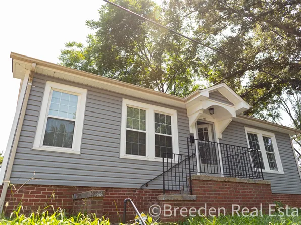 207 Jefferson St, Morganton, NC 28655