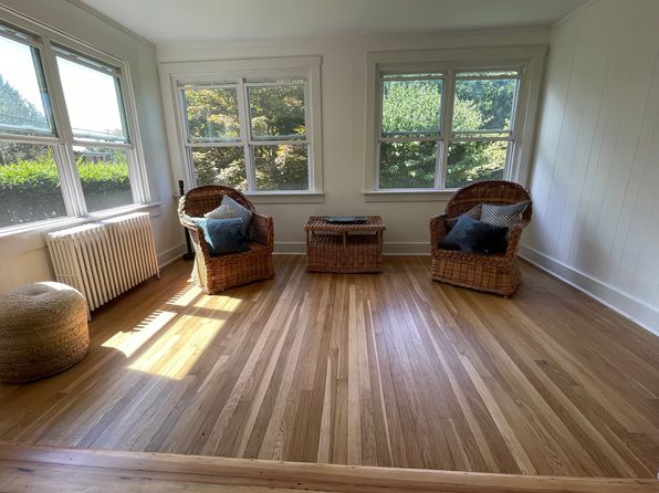 257 Russells Mills Rd, Dartmouth, MA 02748