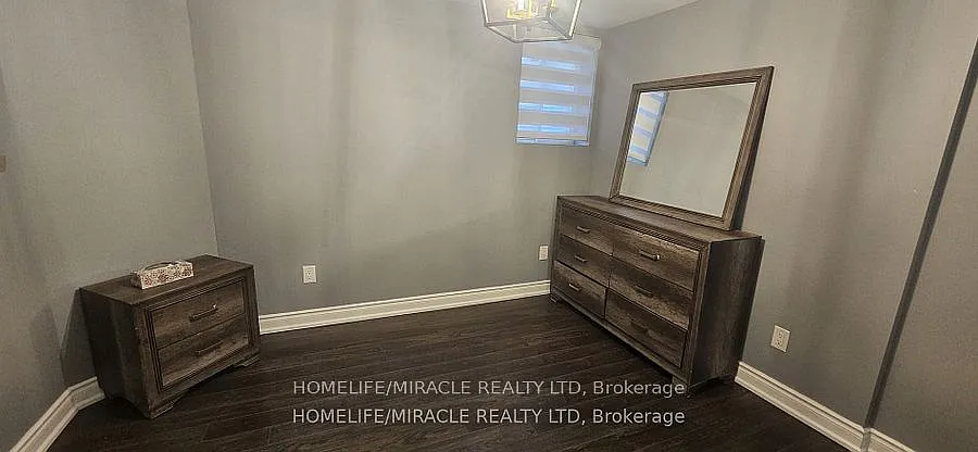 1 bed, $1,300 — Photo 4