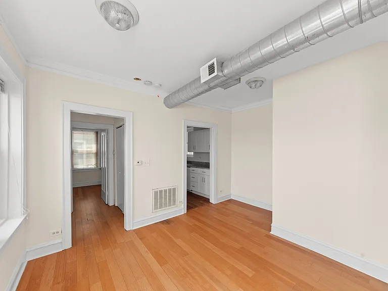 2347 W Fullerton Ave #3 — Photo 4