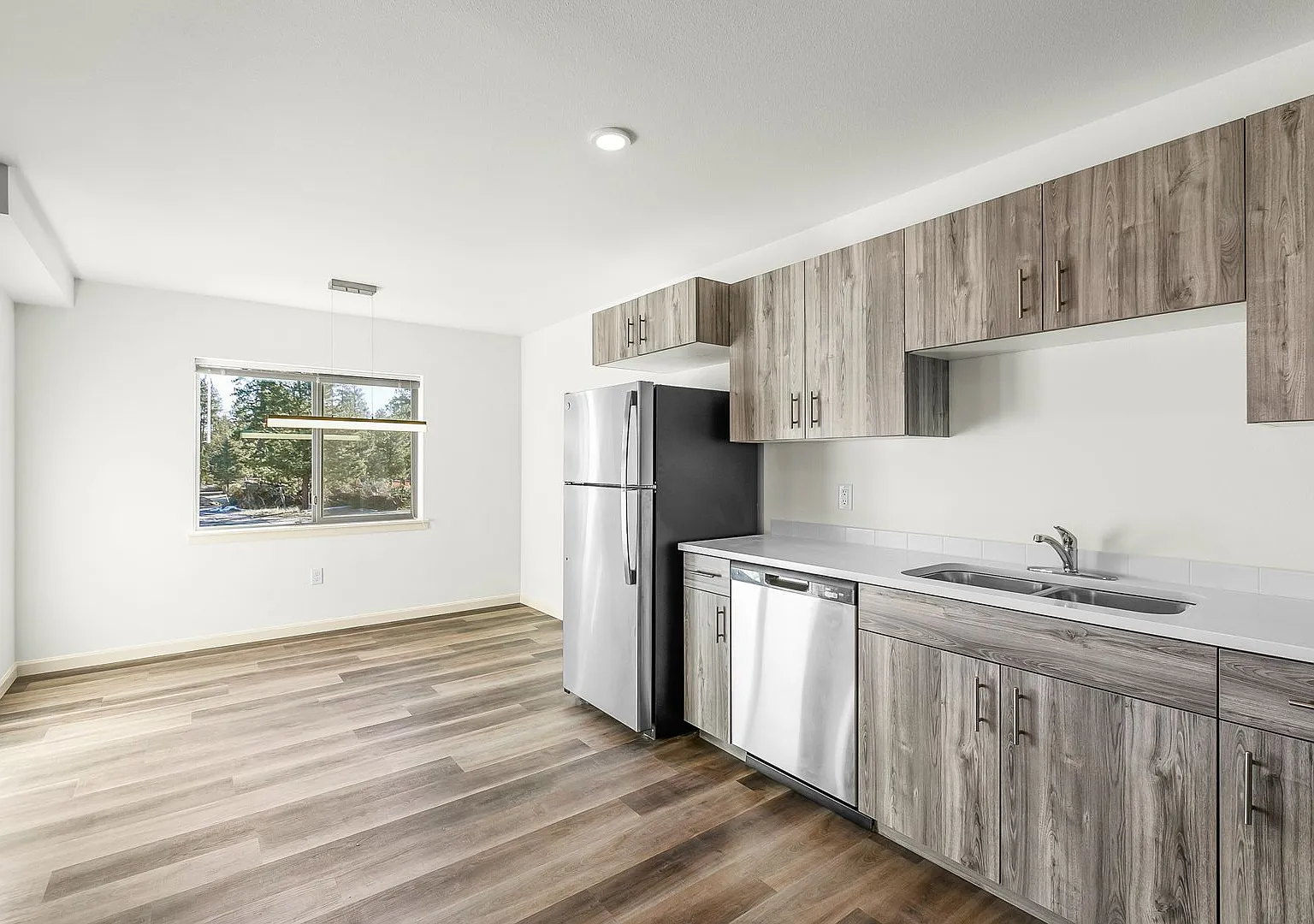 Oxbow Flats 3 Bedroom Apartment — Photo 3
