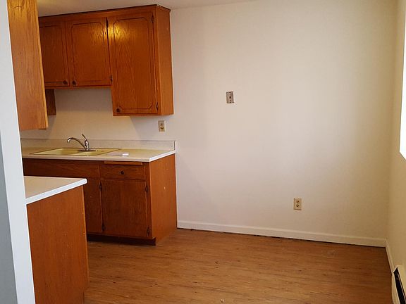 4th image of 3628 Minnehaha Ave