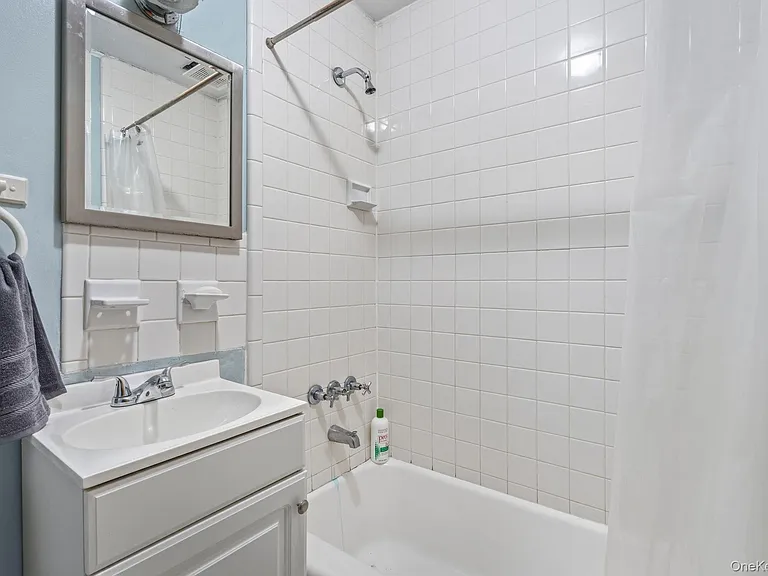 194 Jersey Ave #D — Photo 9
