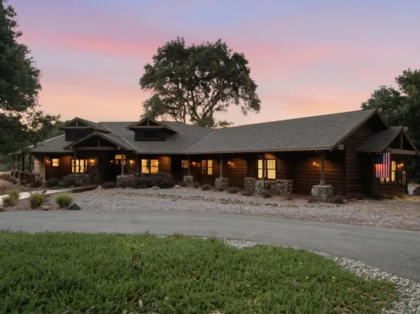 12401 Merriman Ln, Gilroy, CA 95020
