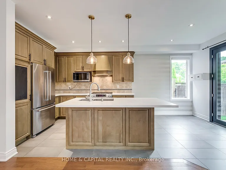 3450 Wavecrest St — Photo 20