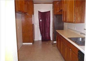 2nd image of 17854 Ivy Ave