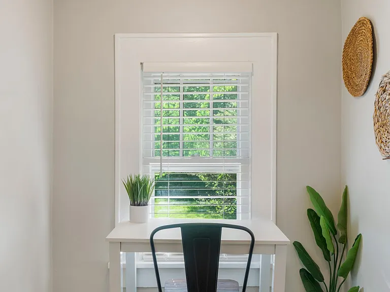 Breakfast nook