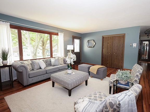 5th image of 505 Woodview Ln