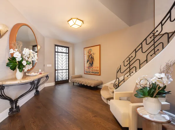 49 East 80th Street image 29 of 30