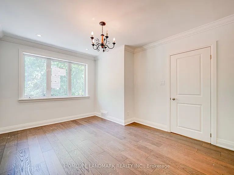 7 Knightswood Rd — Photo 20