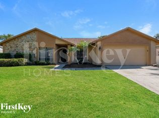 3910 Kristin Pl, Valrico, FL 33596