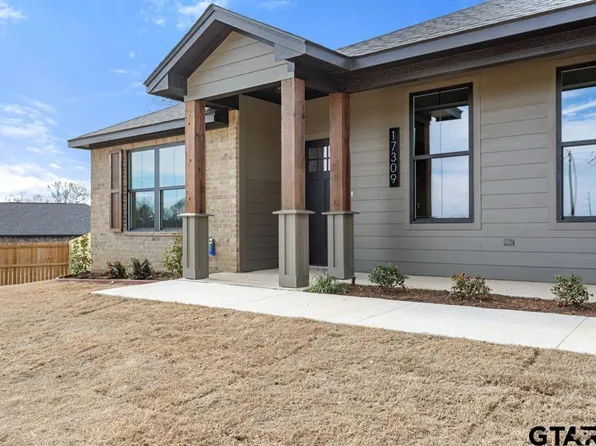 17309 Crossing Cir, Lindale, TX 75771