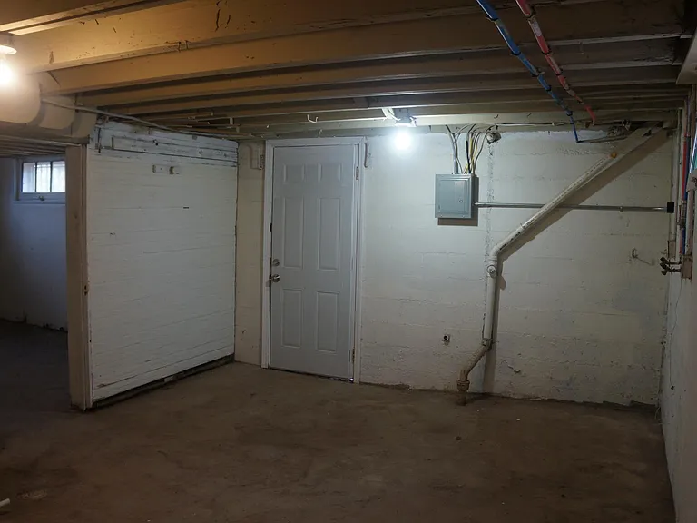 3916 Geraldine Ave — Photo 9