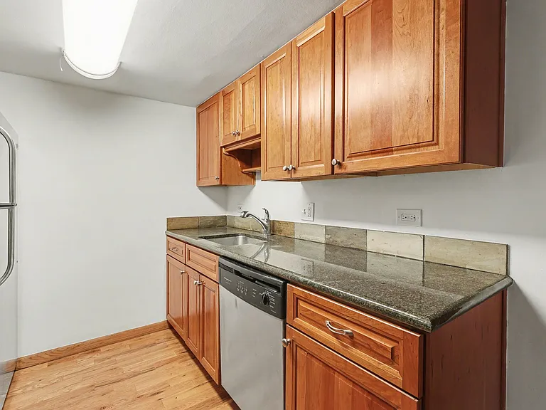 4600 E Asbury Cir #309 — Photo 4