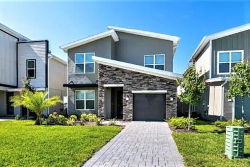 2757 Bookmark Dr