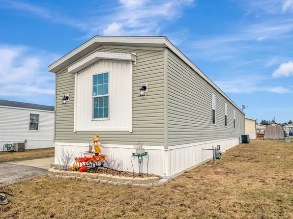 37 Saint George Dr, Bourbonnais, IL 60914