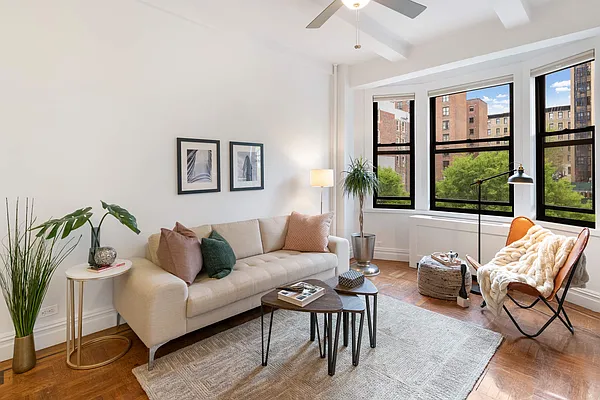 Sold by Compass | media 2