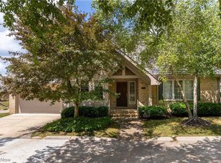 1 Lasalle Ct SE, North Canton, OH 44709