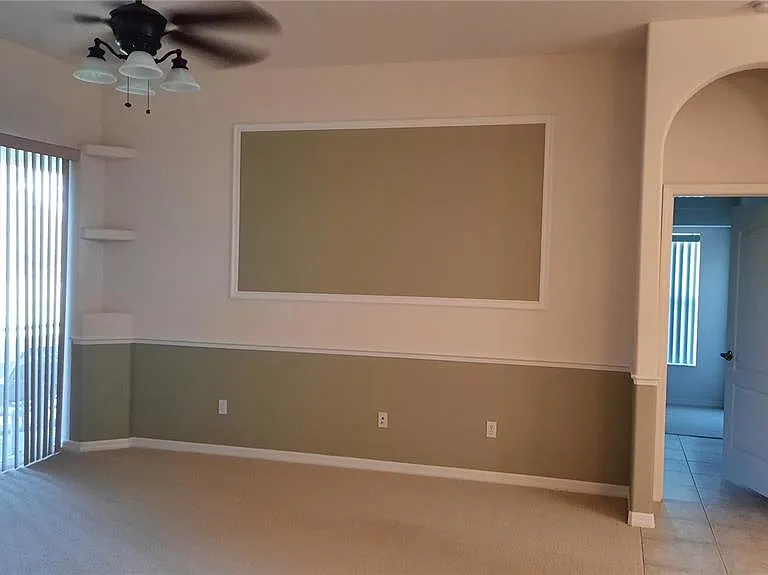 1315 Elli Cir — Photo 28