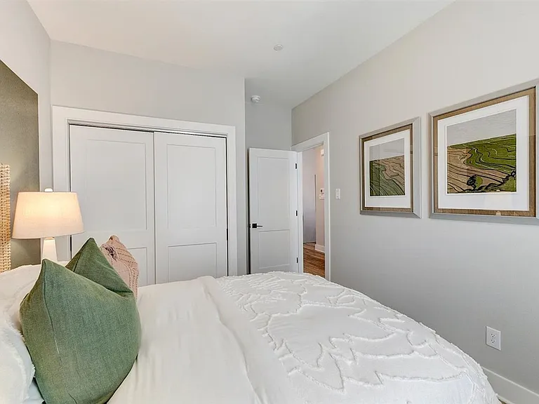 Carmel Villas — Photo 108