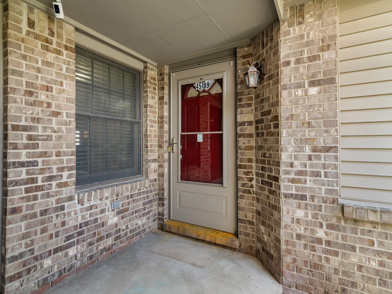 3 bed, 1537 sqft, $2,700 — Photo 2