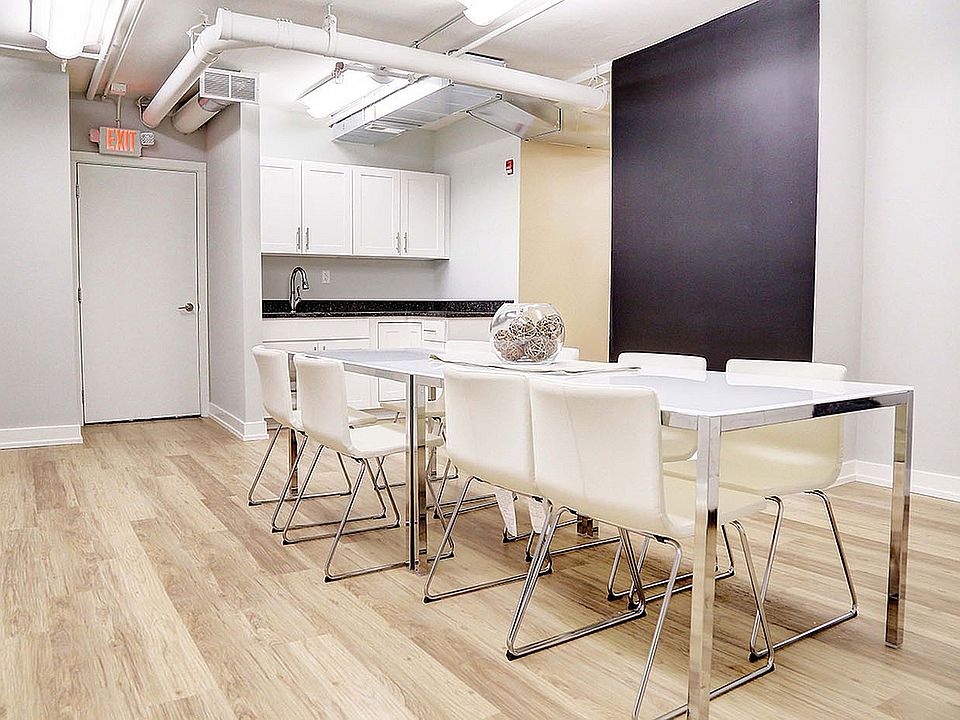 Experience elegance in dining with this modern, open-concept space.