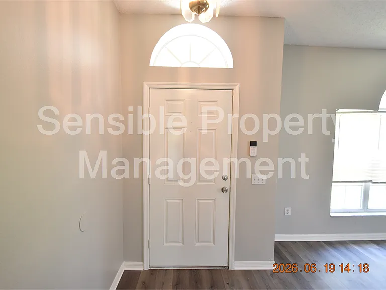 1625 Open Field Loop — Photo 2