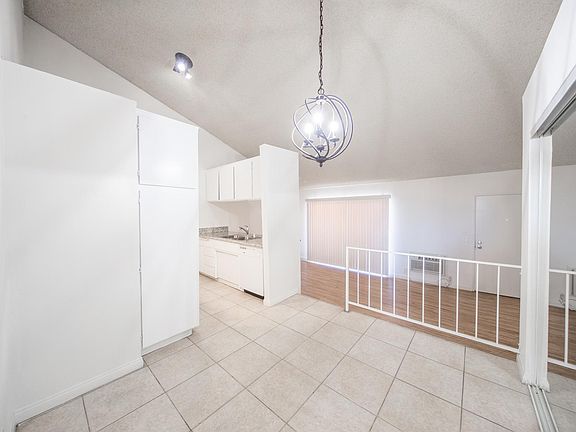 3rd image of 13983 Astoria St APT 208